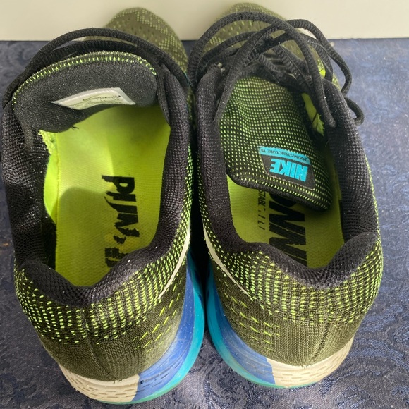 Nike Air Zoom Structure 19 - Picture 3 of 5